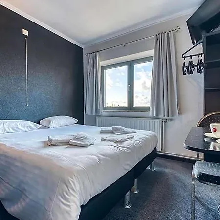 De La Gare Hotel