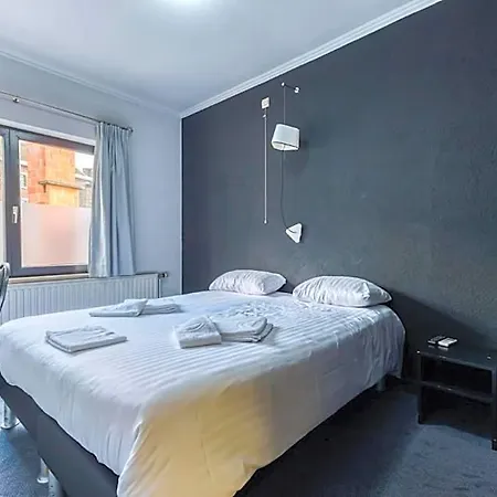 De La Gare Hotel