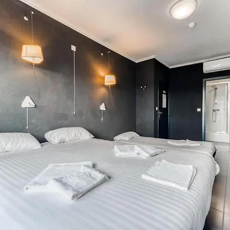 Hotel De La Gare 2*